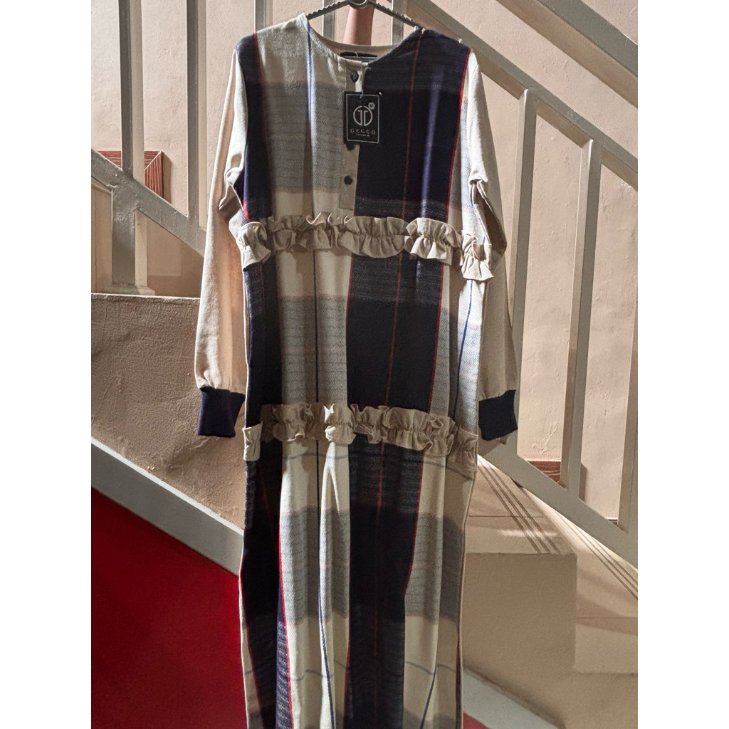 new geggo women size m