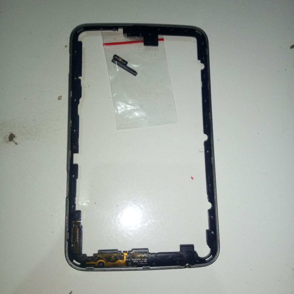 Tutup Mesin + Bezel Pinggir Samsung Galaxy Tab 3/SM-T211