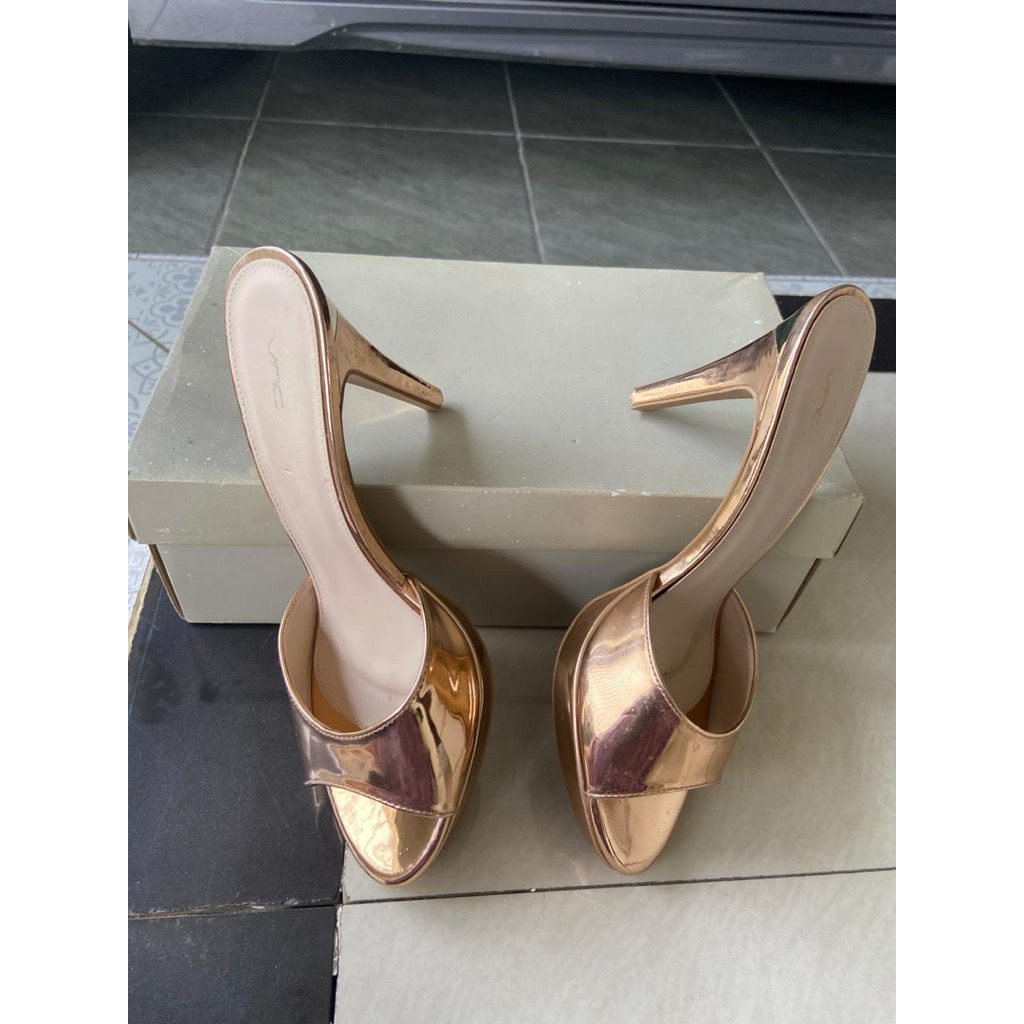 Sepatu VNC Rosegold