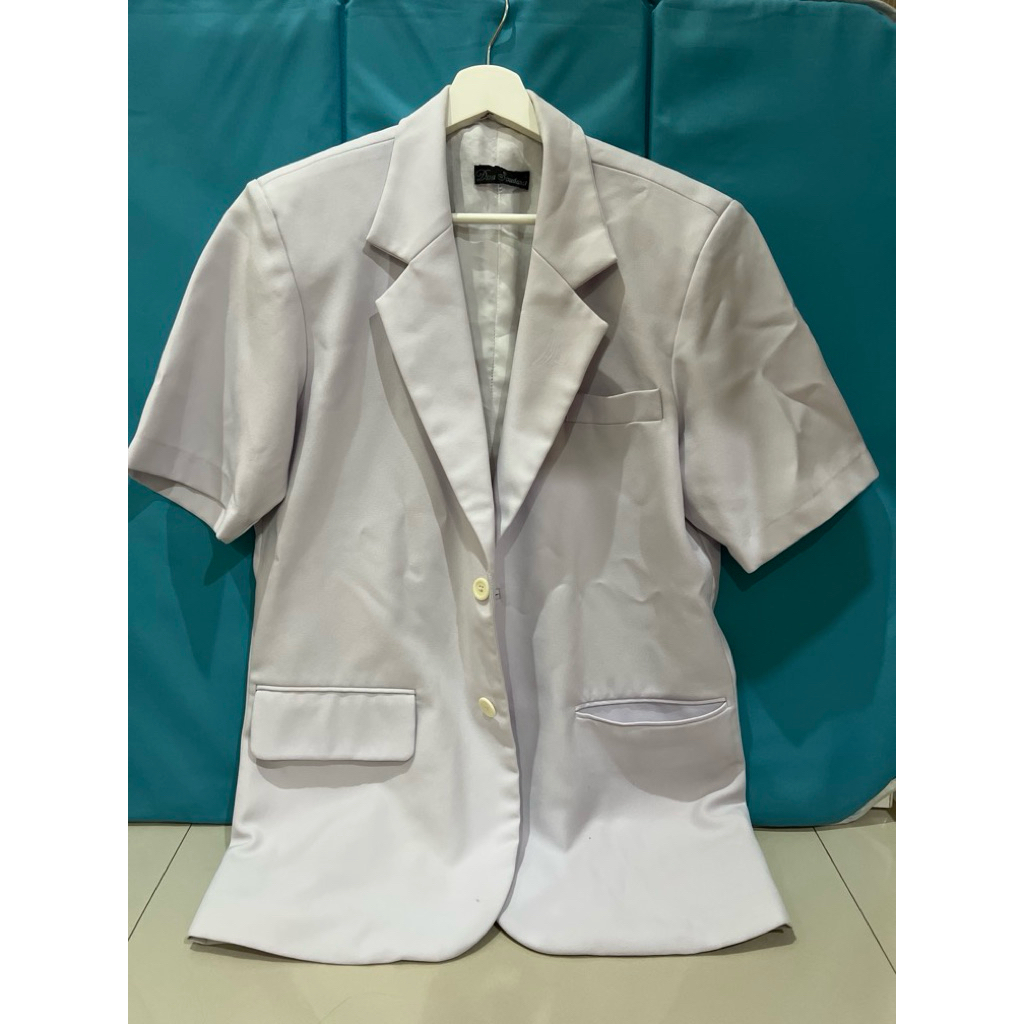 30 ribu SEMUA NYA 4 pcs .JAS DOKTER SNELLI PRELOVED