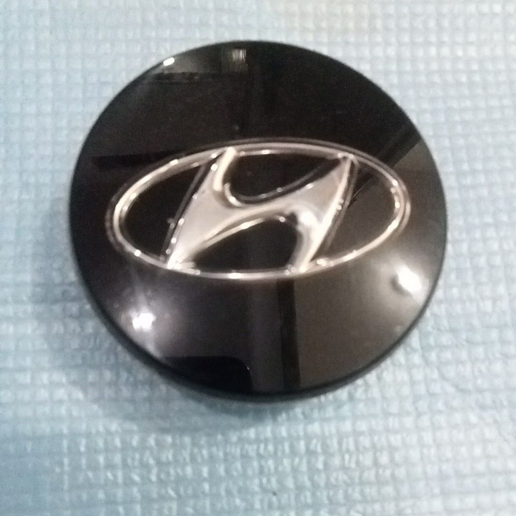 tutup dop velg HYUNDAI