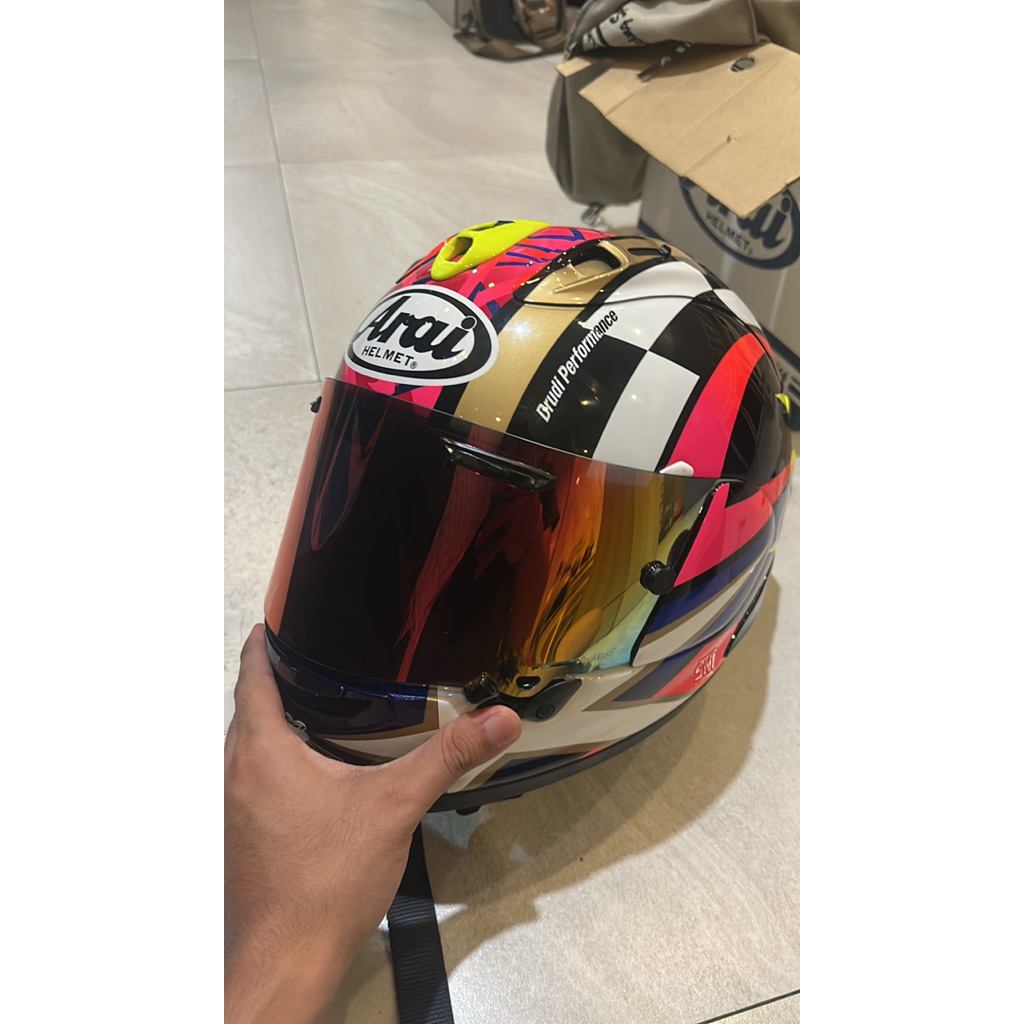 Arai Kevin Shcwantz Size S SNI