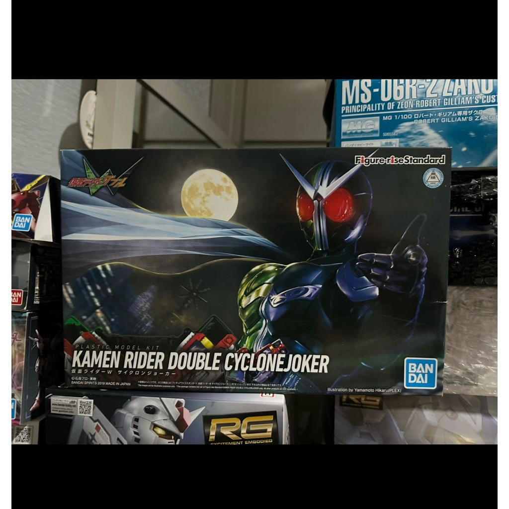 Figure Rise Standard Double Cyclone Joker Kamen Rider FRS Masked Rider Model Kit Figure Bandai