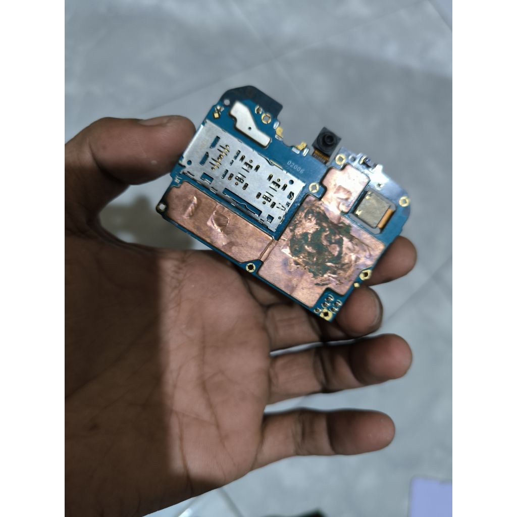 mesin realme c20 2/32 minus terkadang suka mati mendadak