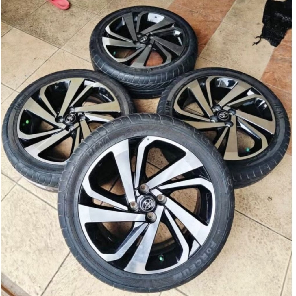 velg copotan toyota raize r17 + ban tebal 205/45 r17 thn 2022