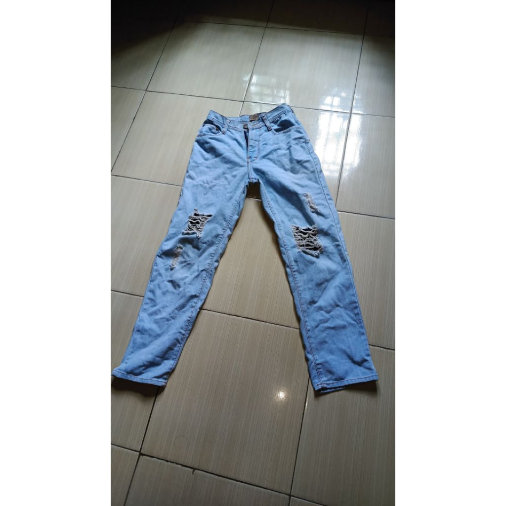 celana levis wanita size 27 FWR jeans