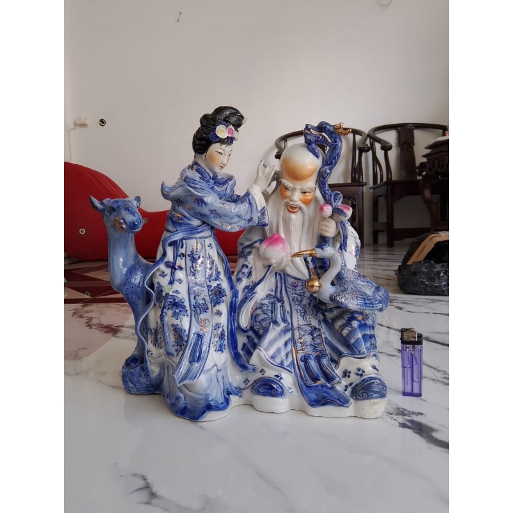 Patung keramik dewa shuo pajangan antik