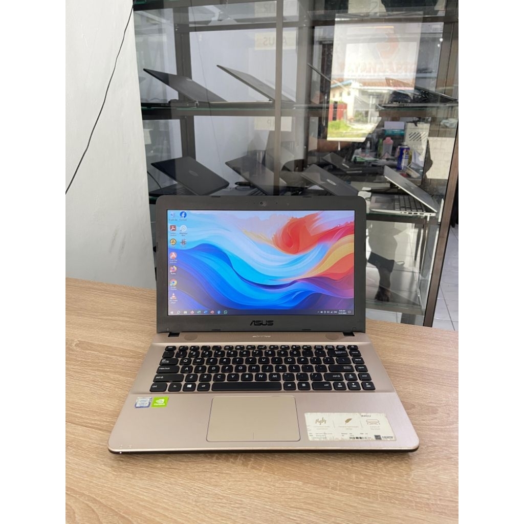 Laptop Asus X441U Dual vga seken bekas normal