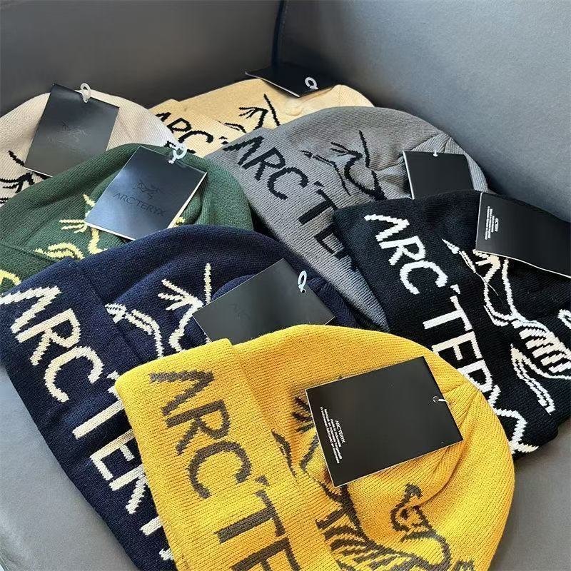 ARCTERYX Topi Kupluk Beanie Hat - Fashion Outdoor & Streetwear / Topi Kupluk