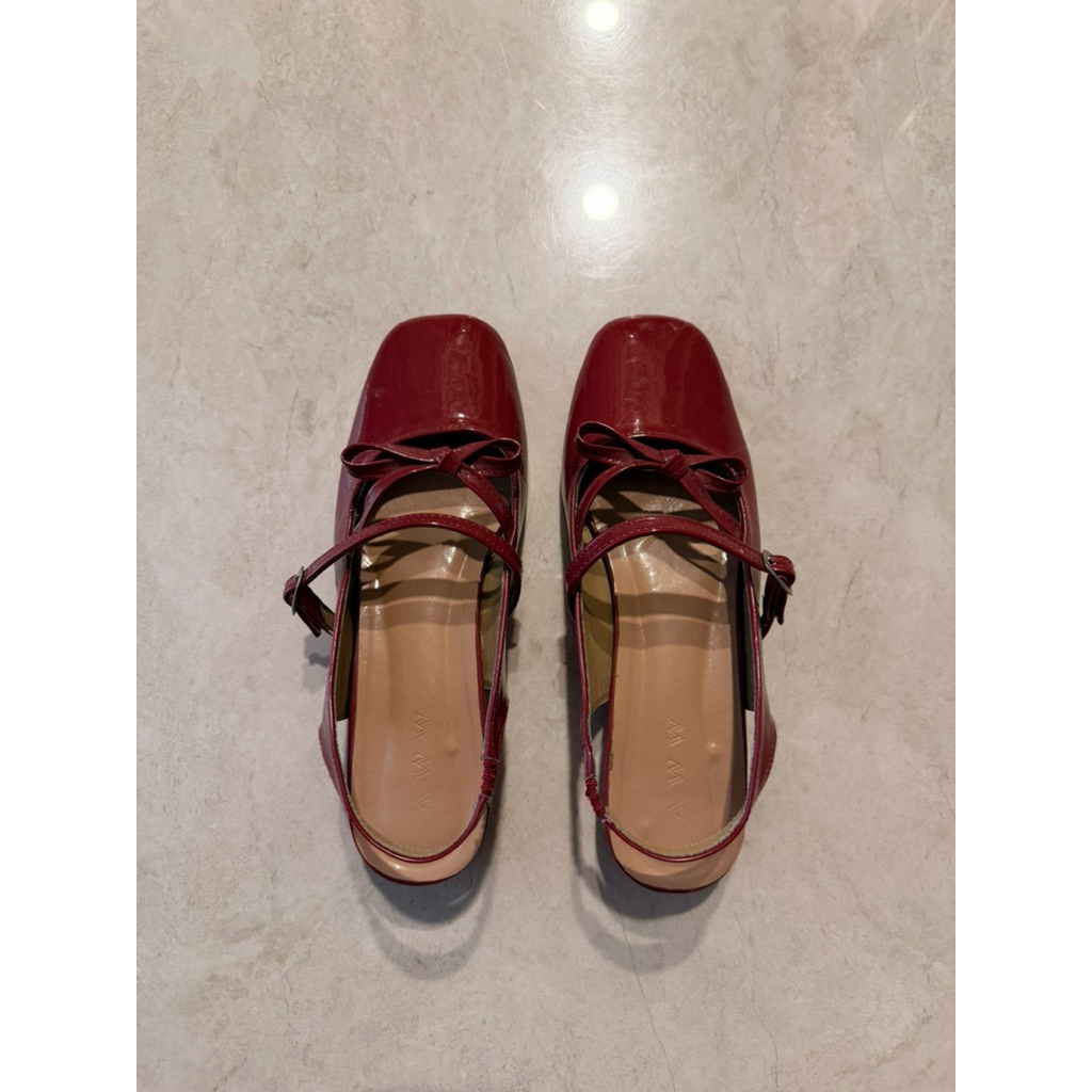 Preloved Maroon Mary Jane