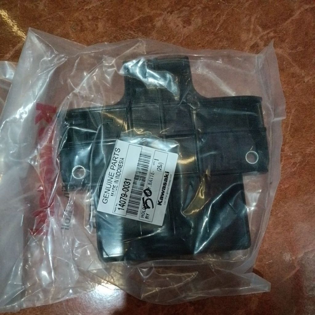 penutu Aki KLX 140/150