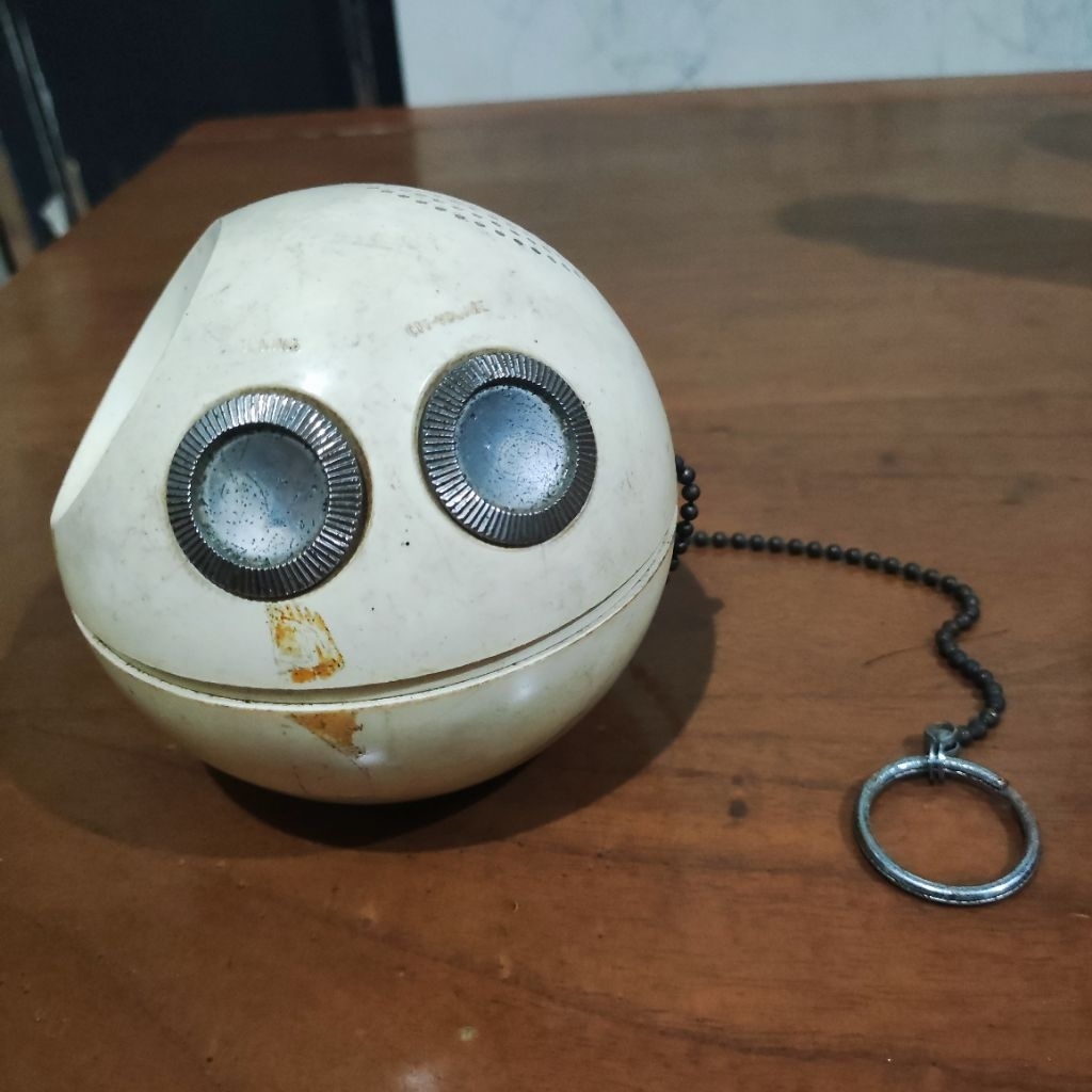 koleksi vintage barang lama jadul klasik antik rare unik jam dinding pajangan