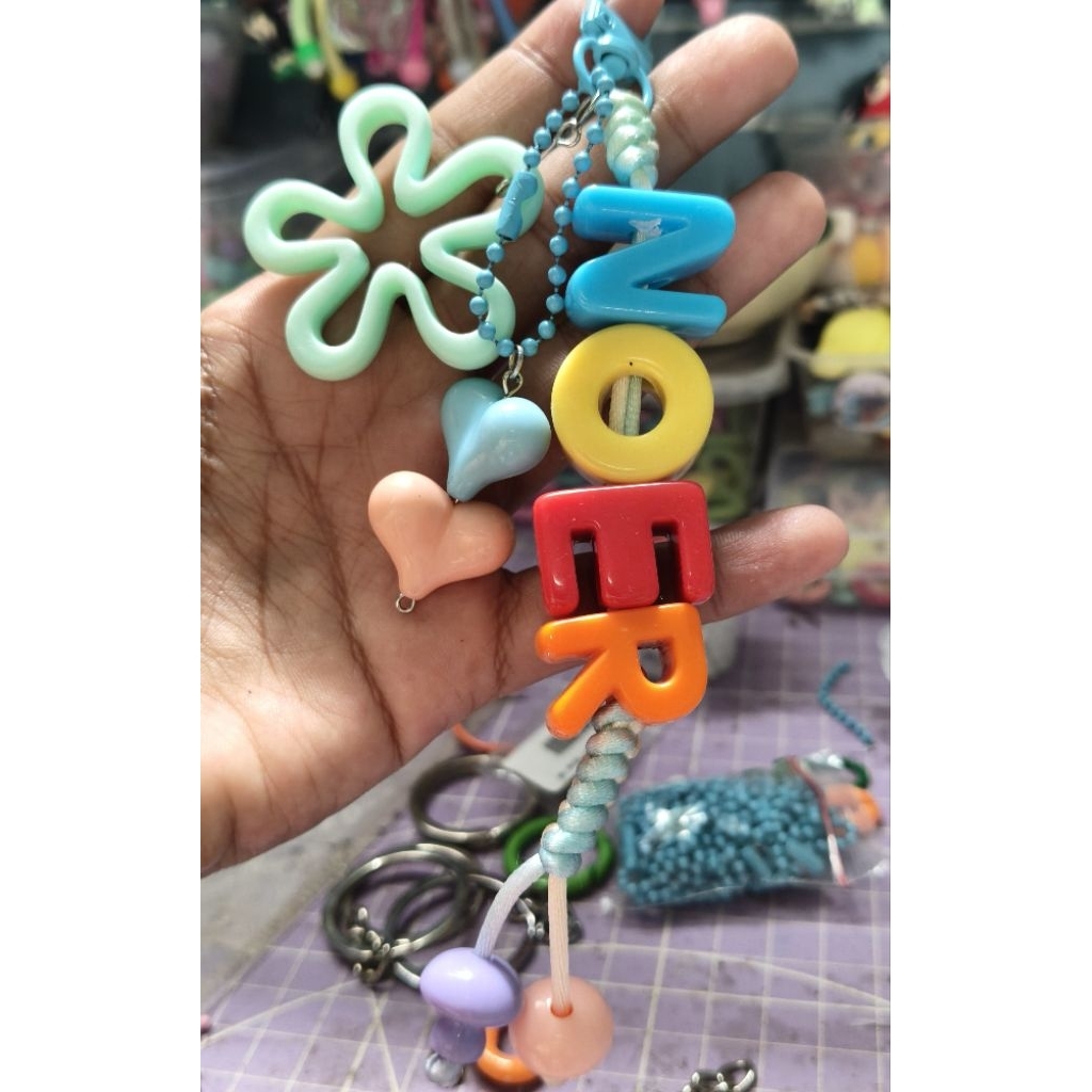 bagcharm custome tali, bagcharm nama, gantunga tas, moet huruf