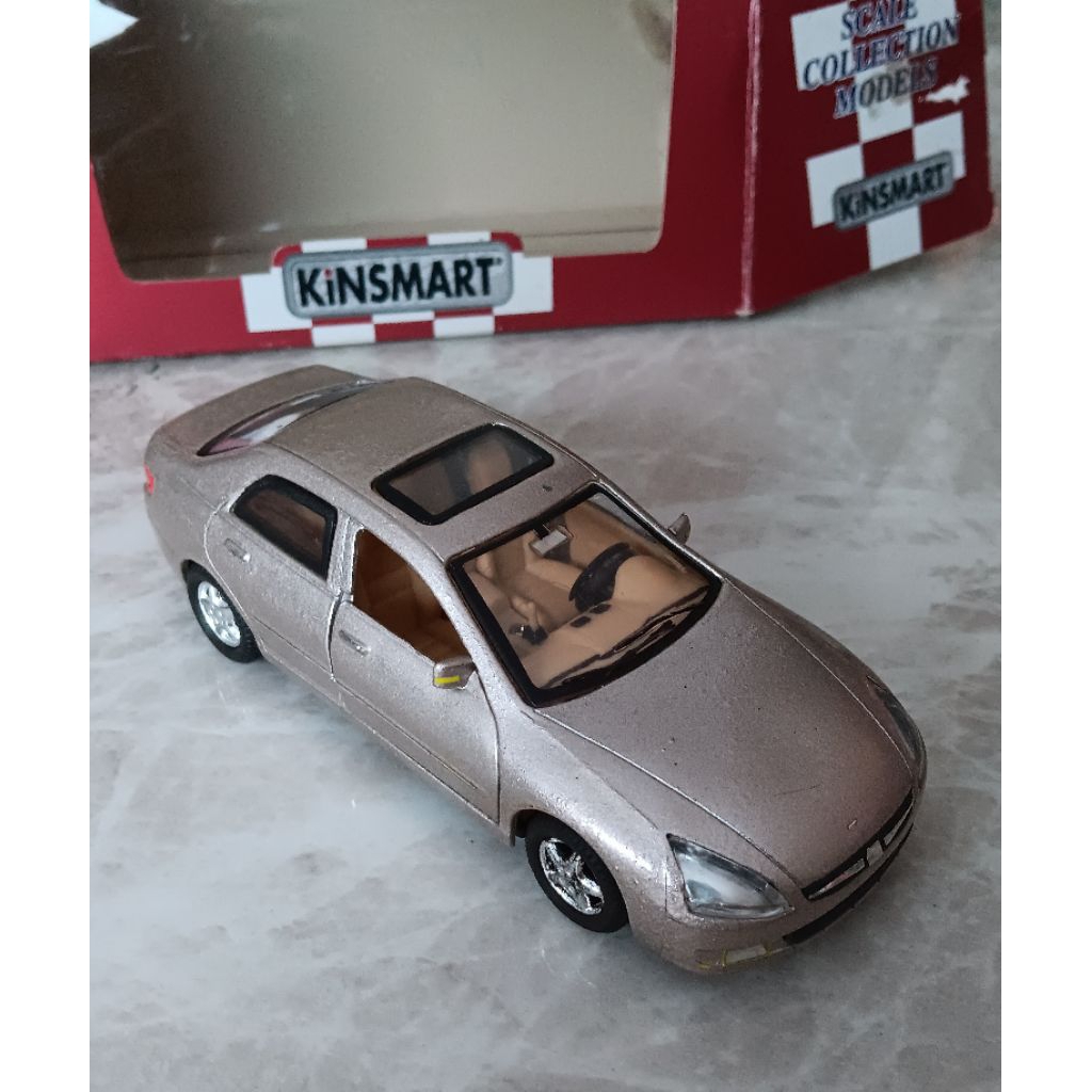 Diecast car no merk 1:32 loose/tanpa box