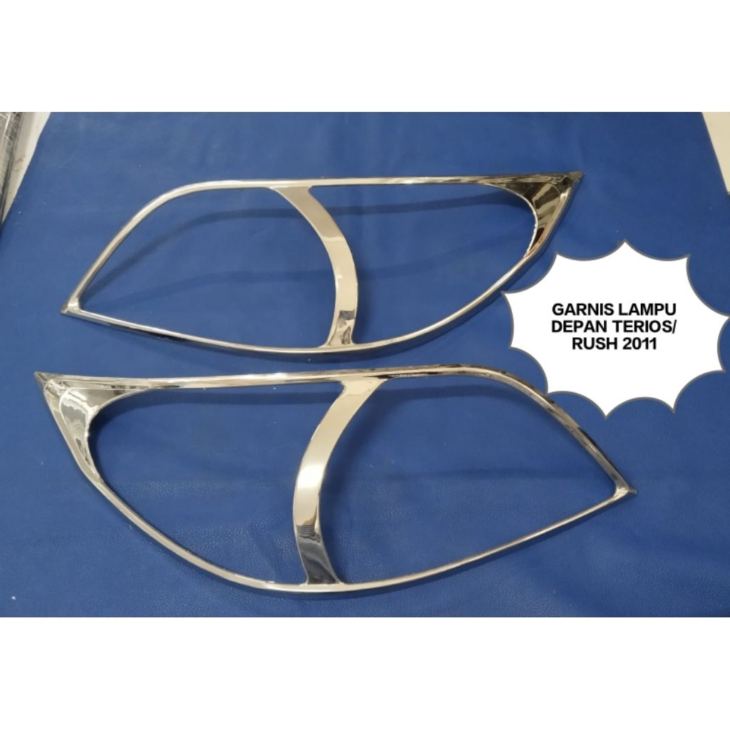 garnis depan terios 2011