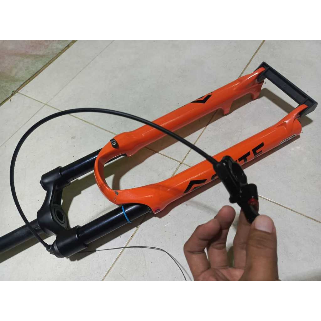 Fork Syte 27.5 remote sepeda MTB air lock out angin STANCION hitam oversize 28.6