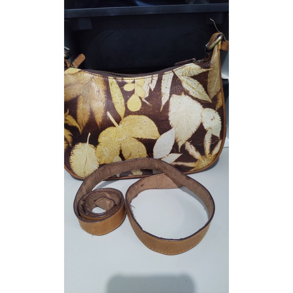 Tas kulit asli jenis eco print preloved