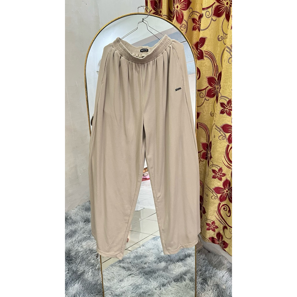 Preloved Kinu Pants mate.ltd