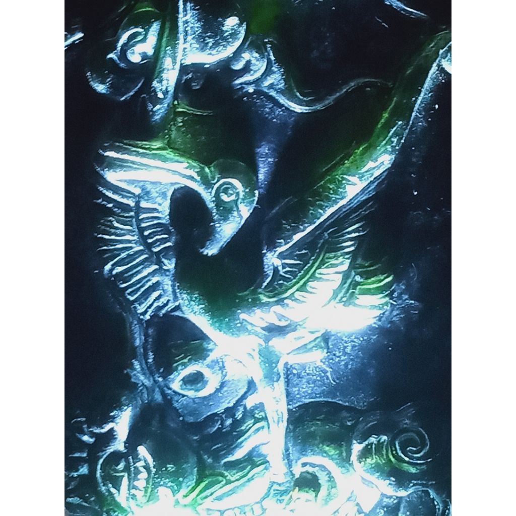 Liontin Batu Black Jade Ukiran Bangau Lawasan