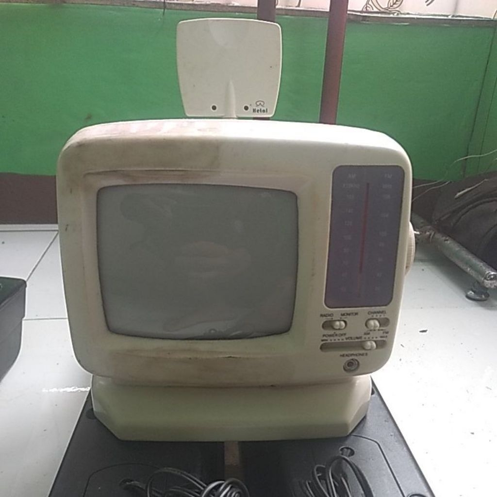 tv mini jadul htc antik lucu vintage
