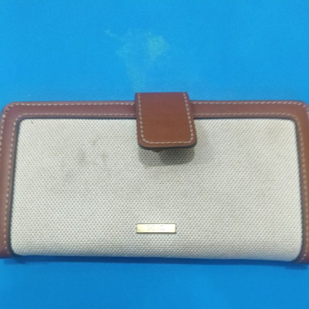 preloved dompet MANGO