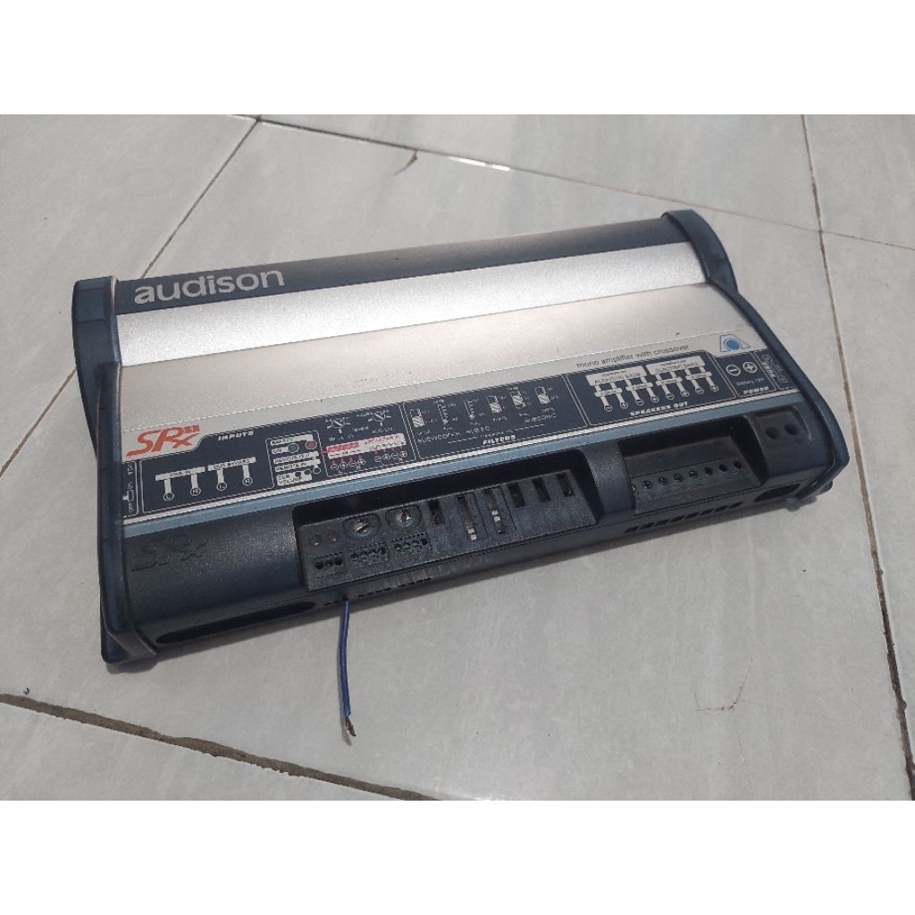 Power Monoblock With Crossover Amplifier Audio Mobil Built Up Merk Audison Made in Italy Sound Quali