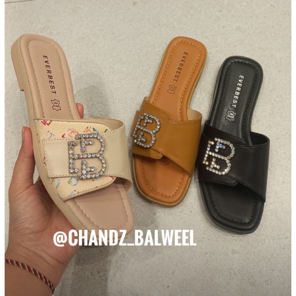 EVERBEST UGGY SANDAL FLAT BAHAN LEATHER