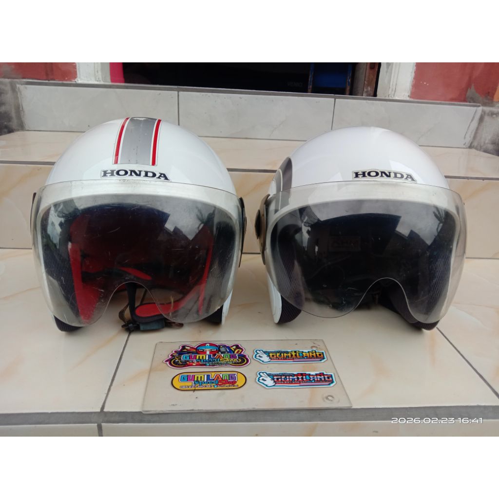 Helm Scopy hadiah motor