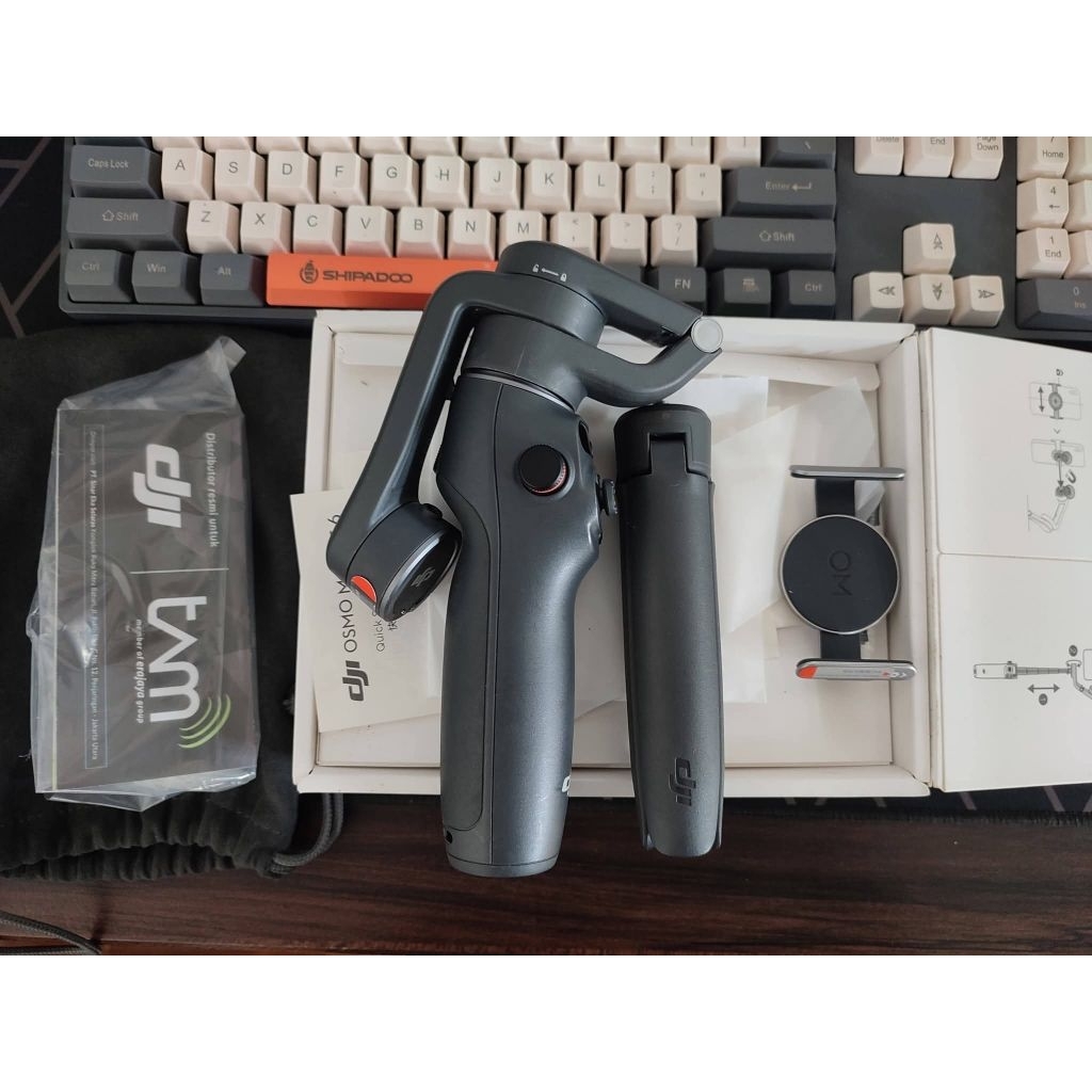 DJI OSMO MOBILE 6 GIMBAL STABILIZER