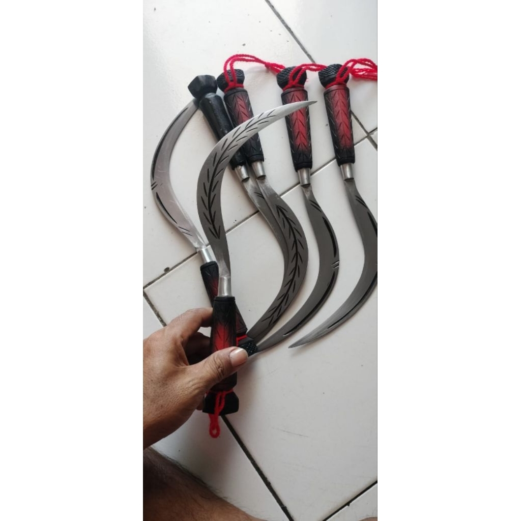 Kerajinan tangan madura kosong empat