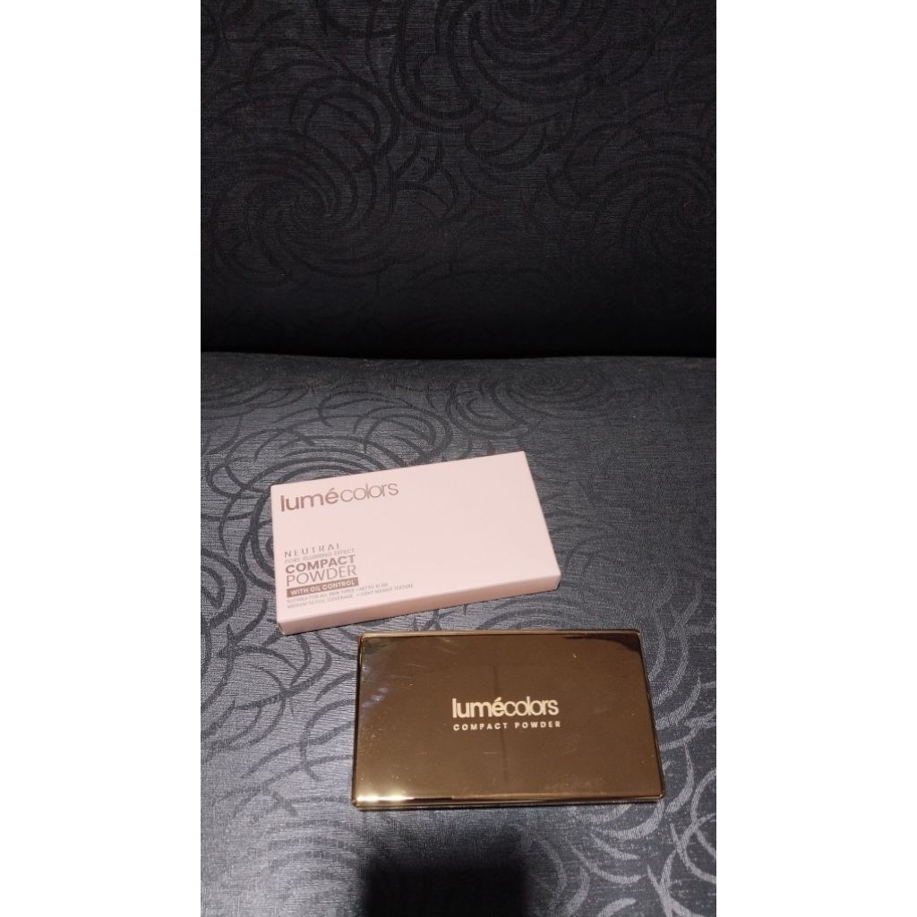 Bedak Padat Lumecolors - Gratis