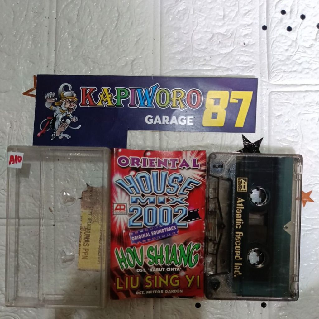 KASET PITA,,,ORIENTAL HOUSE MIX 2002