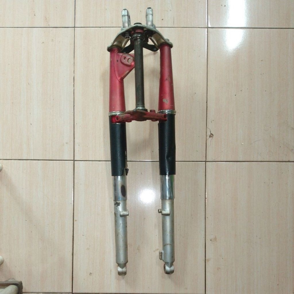 SEGI TIGA SET SHOCKBREAKER SOK DEPAN JIALING KANCIL ORIGINAL ASLI COPOTAN MOTOR JIALING SOCK DEPAN S