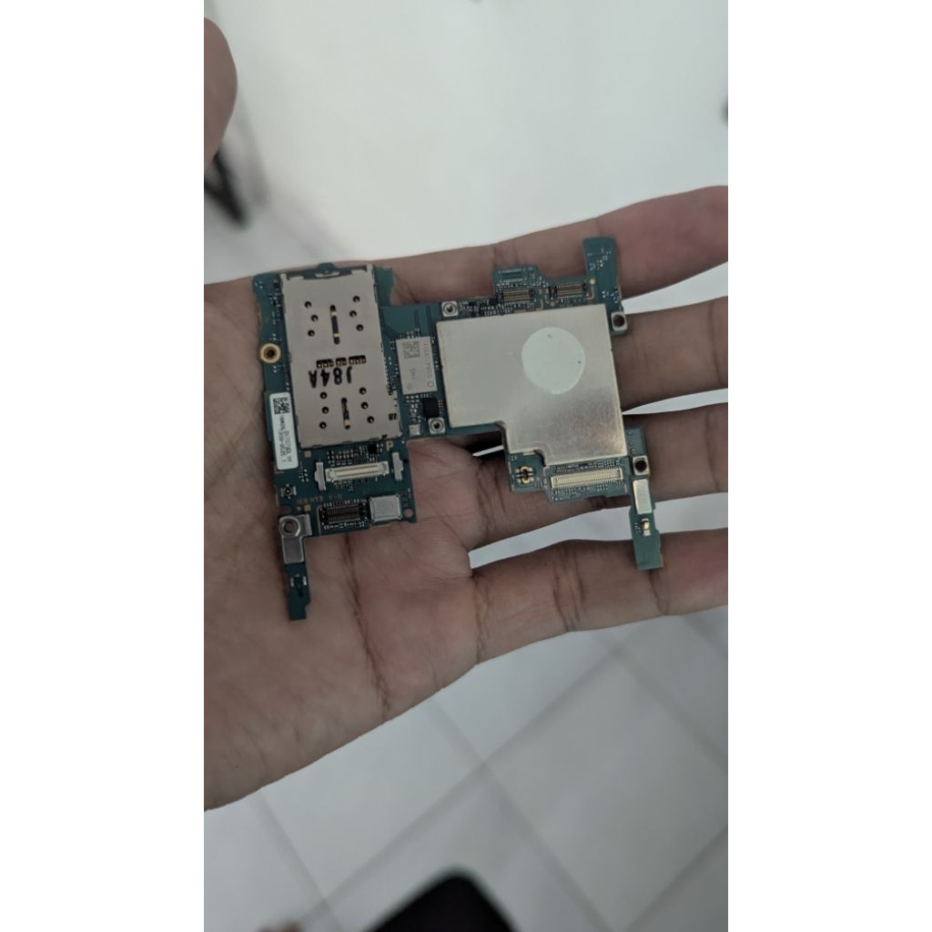 mesin Xperia xz2 minus