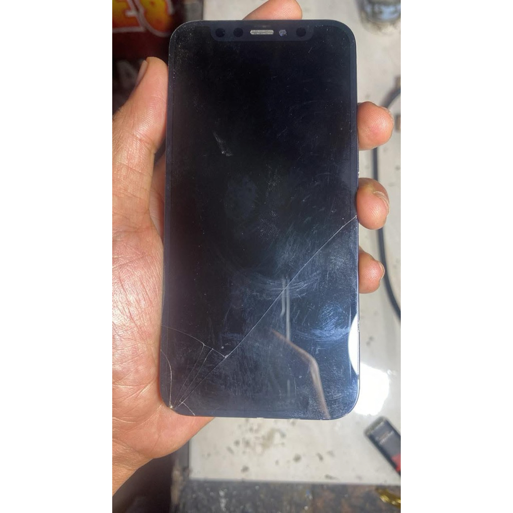 iphone 12 mini matot