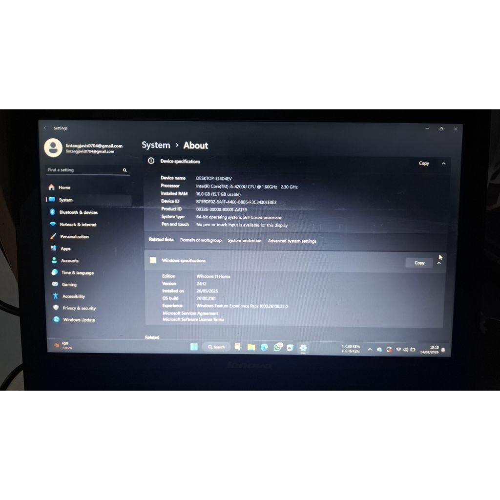 Lenovo IdeaPad S410P Laptop 14" Intel Core i5-4200U 4GB RAM 500GB HDD Hitam