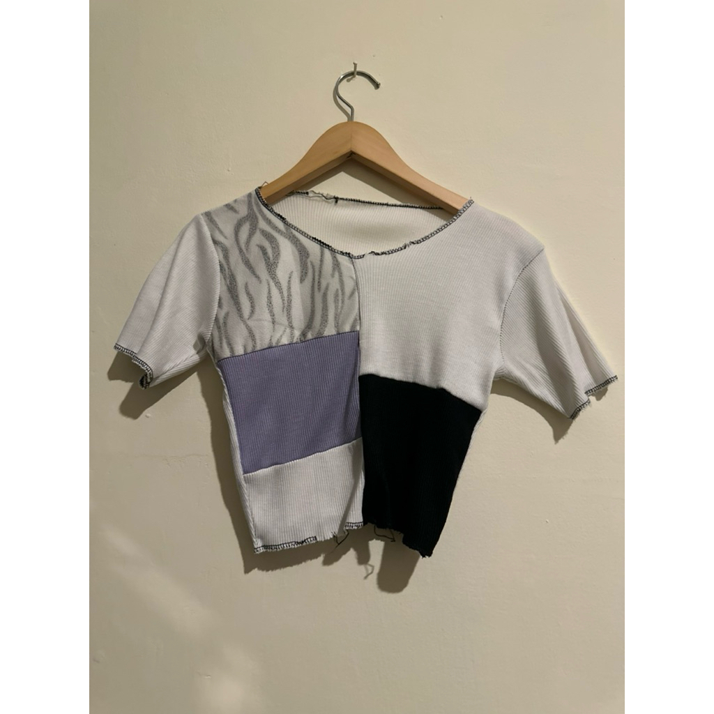 Atasan Crop Wanita Bisa bolak balik model bajunya