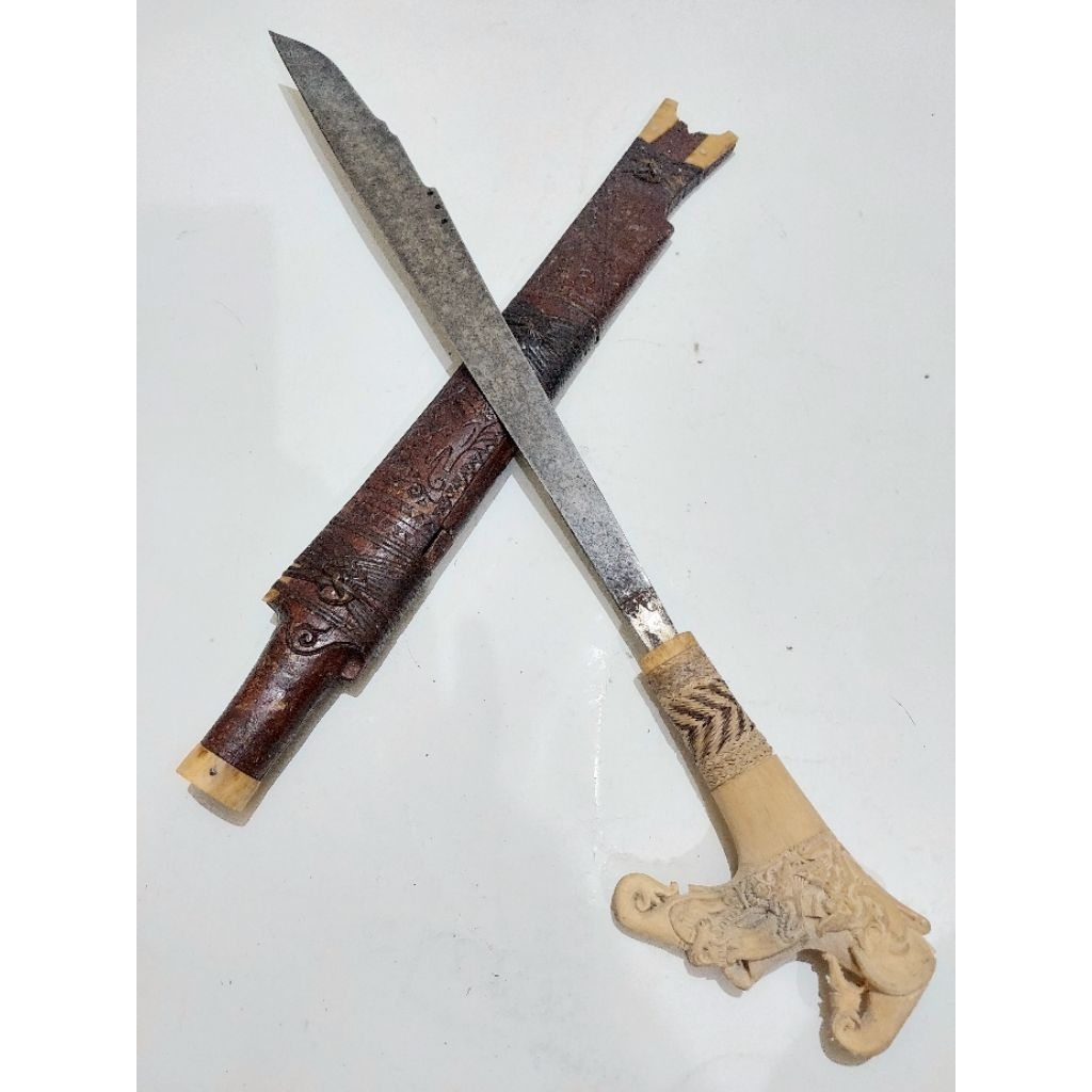 Mandau Tua Lincah Kalimantan