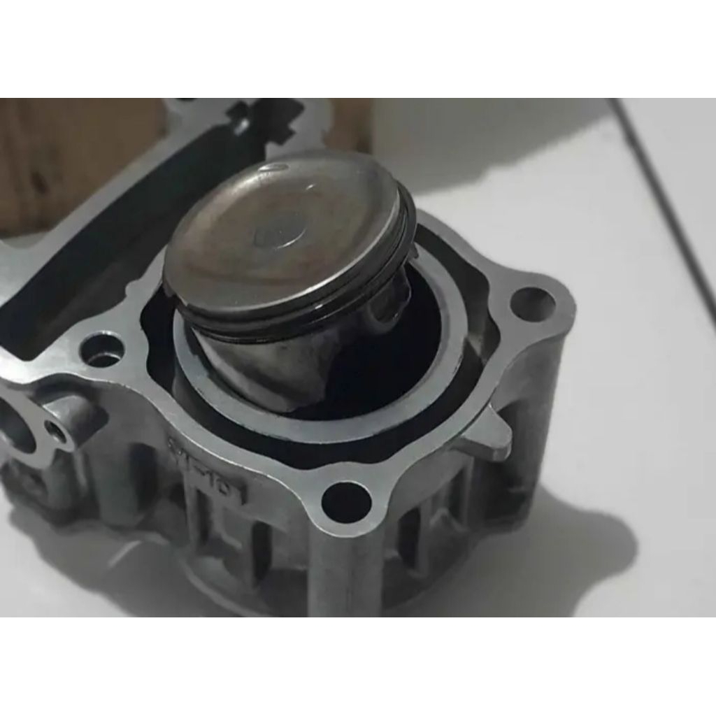 boring piston yamaha Jupiter mx vixion r15 barang asli original copotan masih standar..