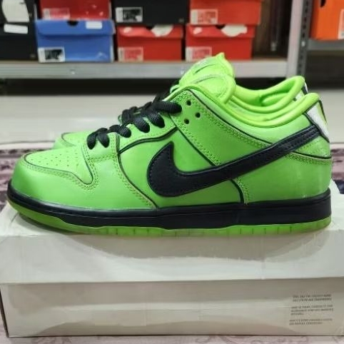 SEPATU NIKE SB DUNK LOW PRO QS POWER PUFF MEAN GREEN VNDS