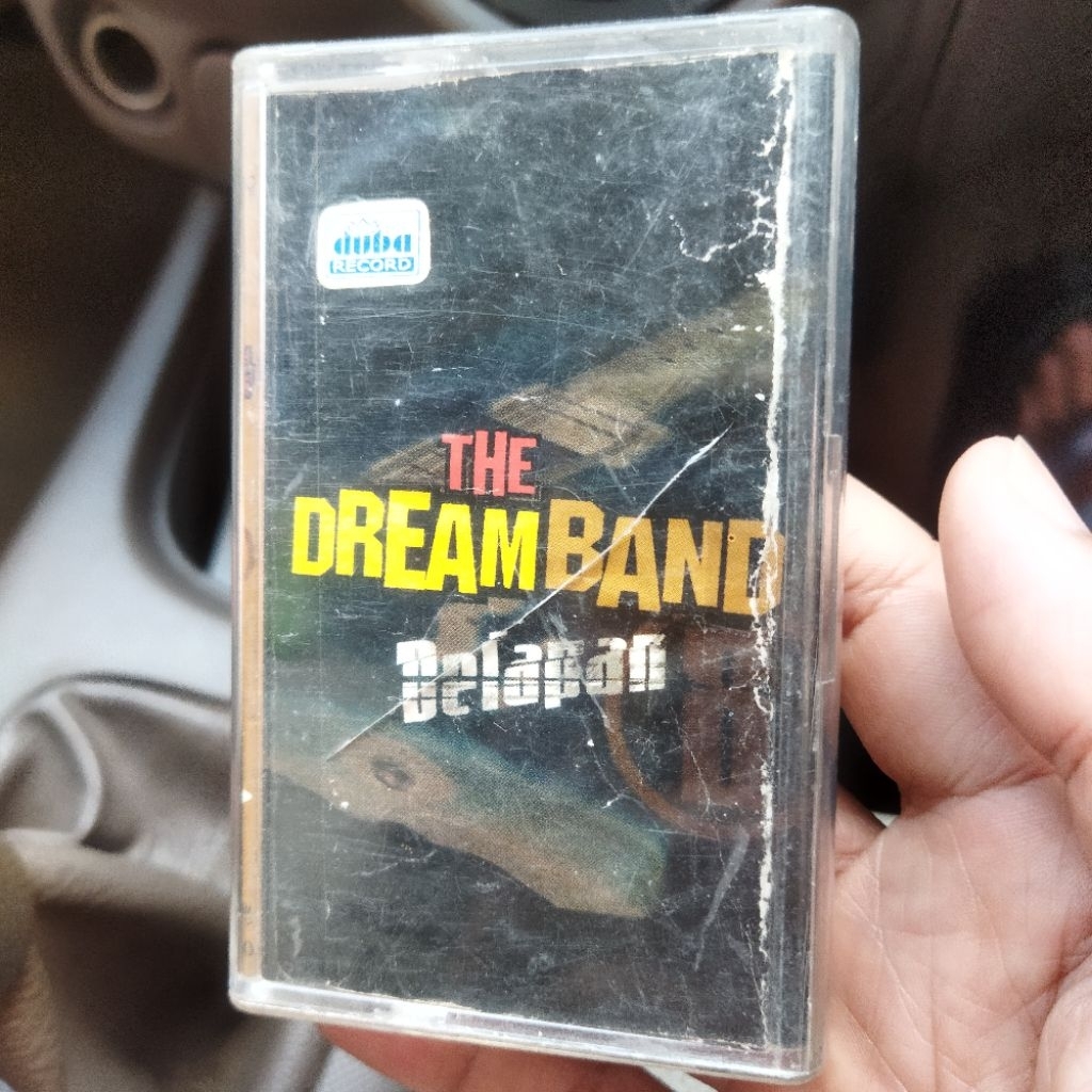 kaset the dreamband delapan