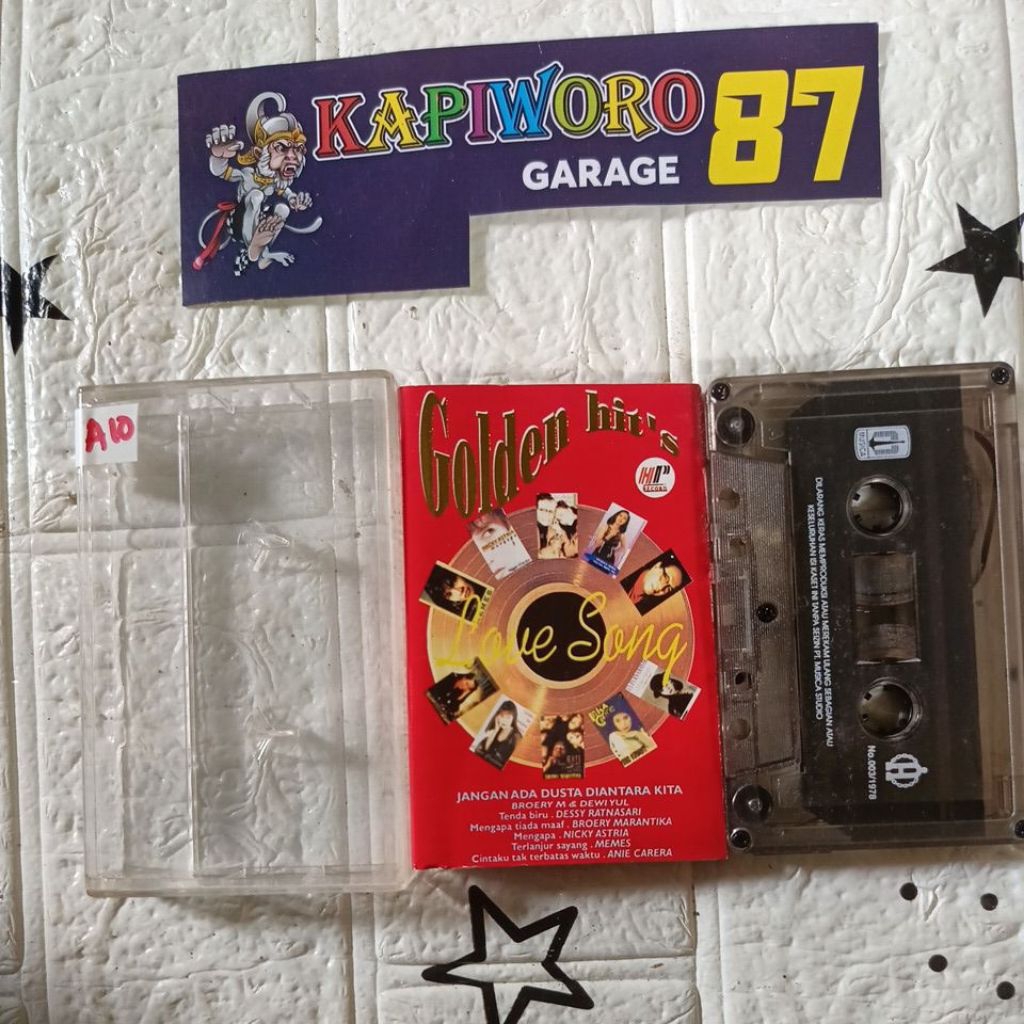 KASET PITA,,, GOLDEN HIT'S LOVE SONG