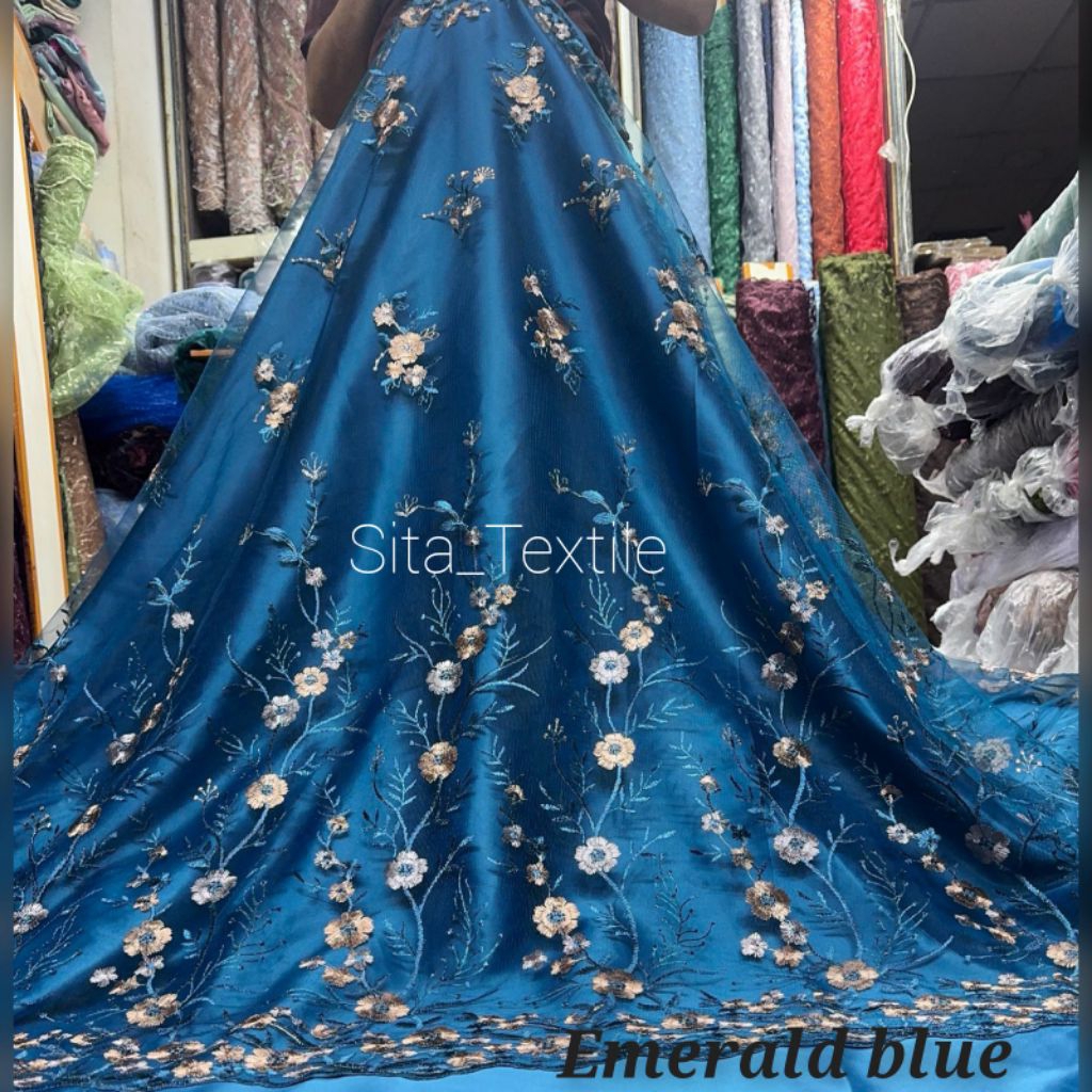 Kain Bahan Tile Valentino Garden DC / Tile Garden / Tile Flower / Bahan Kebaya Brokat Tulle