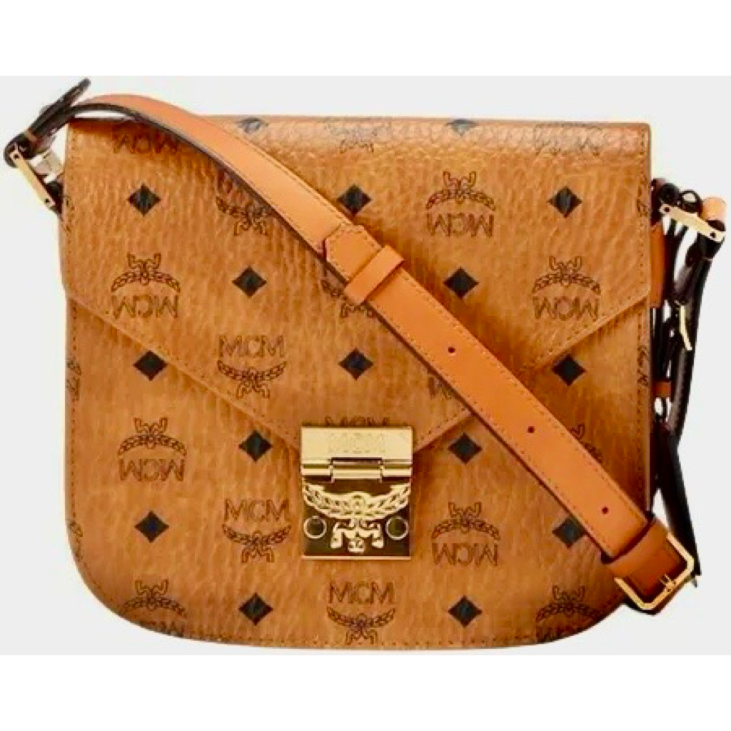 MCM tas preloved - Patricia shoulder bag made from cognac Visetos coated canvas with a push-lock clo