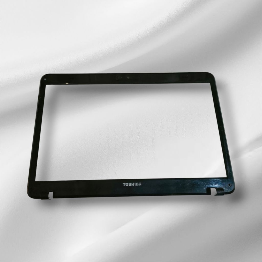 Frame LCD Laptop Toshiba Satellite L645