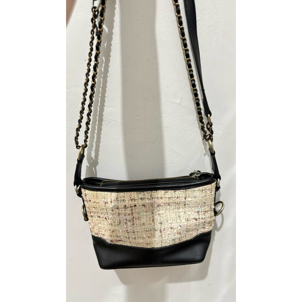 [PRELOVED] Femmebravile Sling Bag Kara Tweed