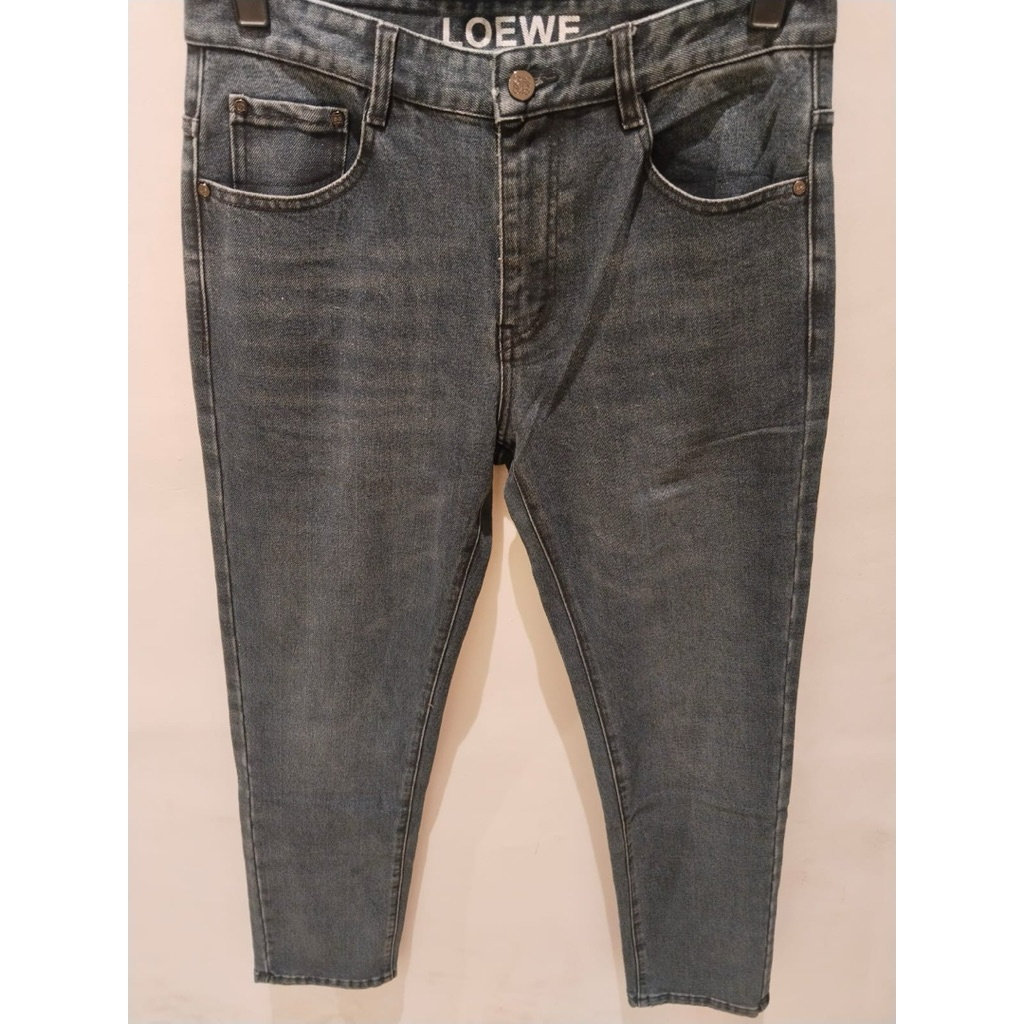 Celana Jeans Pria loewe Slim Fit Stretch - Nyaman, Elastis, dan Desain Trendi