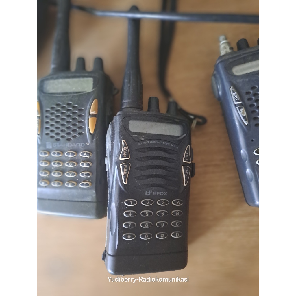 HT MACAM MACAM HARGA 50 RIBUAN MEREK SUICOM STANDAR WALKIE TALKIE KENWOOD BFDX TSSD MOTOLA DAN SETAR