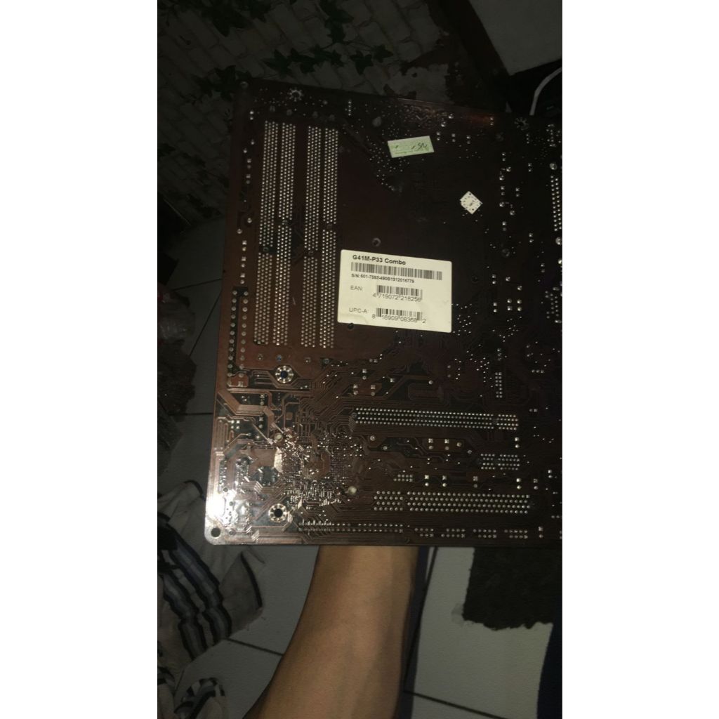 MOBO PC/KOMPUTER MURAH MSI G41M P33 COMBO