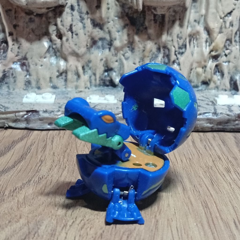 Bakugan Juggernoid Aquos b2